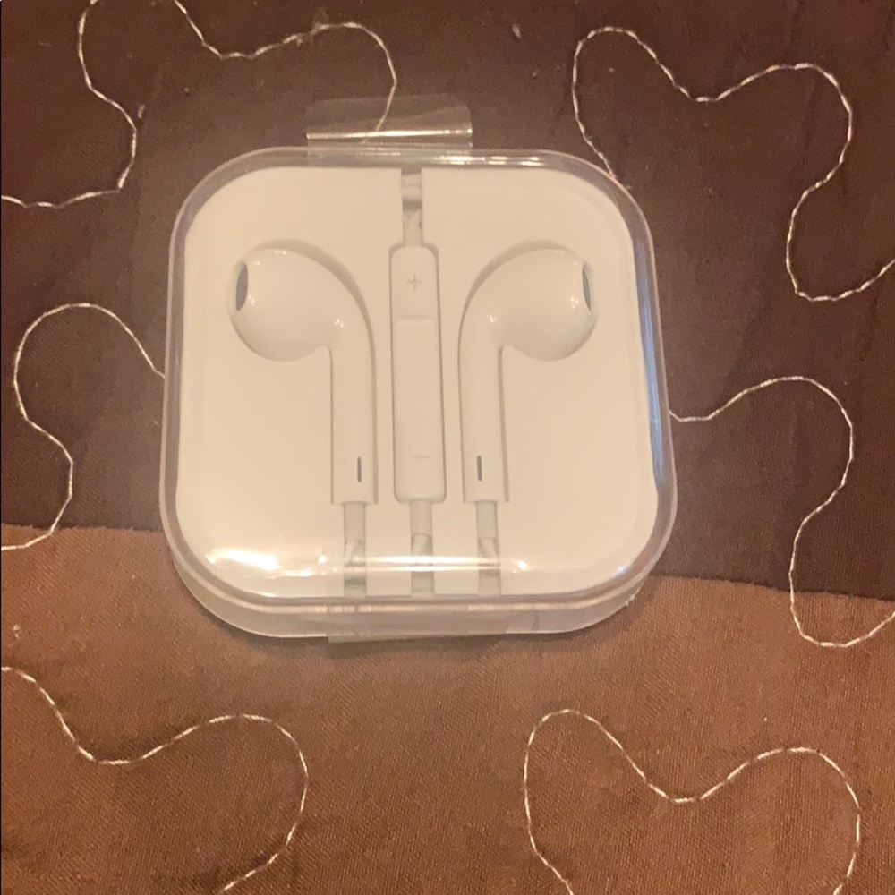 Ear plugs